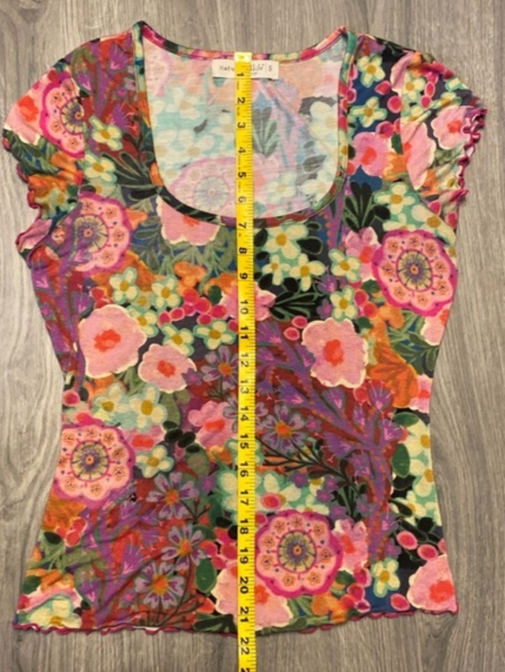 Natural Life Devon Butter Soft Painted Garden boho floral lettuce trim tee, S/ M - Picture 8 of 10